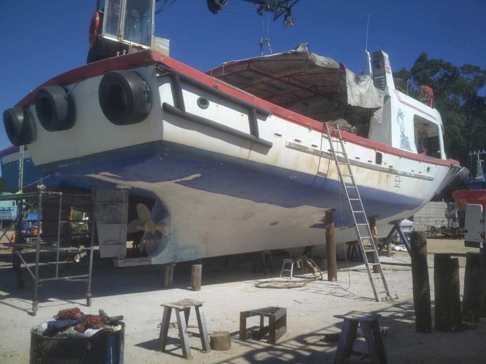 Chorro de arena para limpiar cascos de barcos y embarcaciones